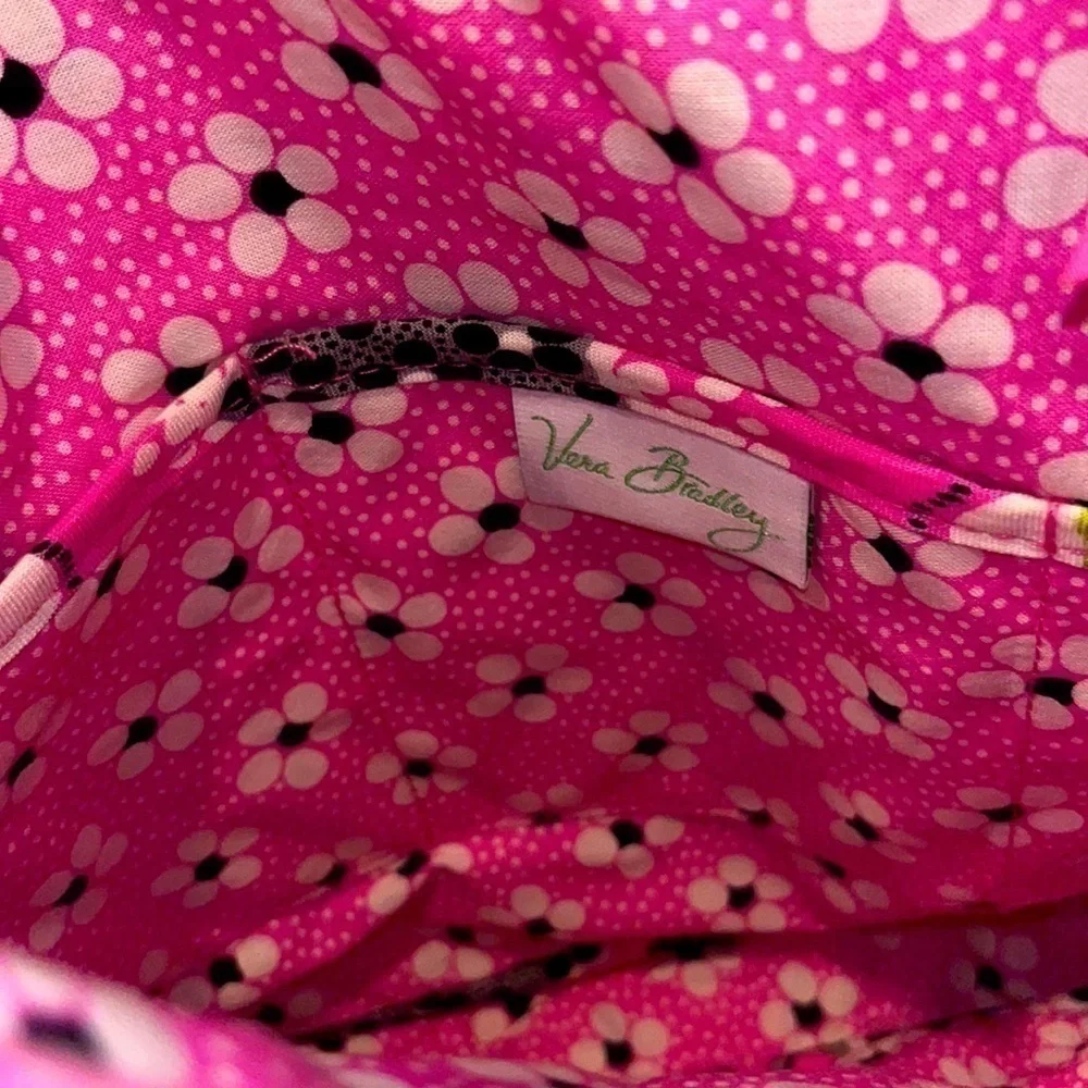 𝅺VERA Bradley Priscilla Pink hipster crossbody purse boho hippie Beachy floral